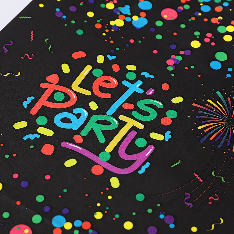 Светящийся в темноте бумажный  – обзор и цена Let'S Party Event Supply